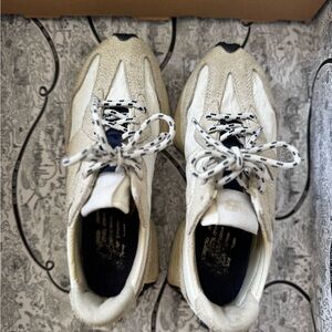 New Balance Cream and White Sneakers (7W, 5.5M size)